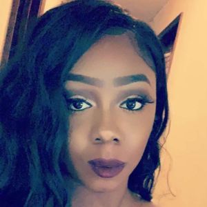 Meet your Posher, Deona